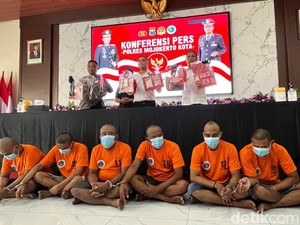 Polres Mojokerto Kota Bekuk 6 Pengedar, Sabu-Pil Koplo Rp 174 Juta Disita