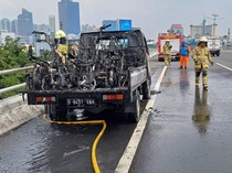 Ngeri! Pikap Angkut 10 Sepeda Listrik Hangus Terbakar, Kok Bisa?