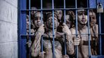 Potret Pemindahan Ribuan Napi Gangster ke Penjara Terbesar di Amerika