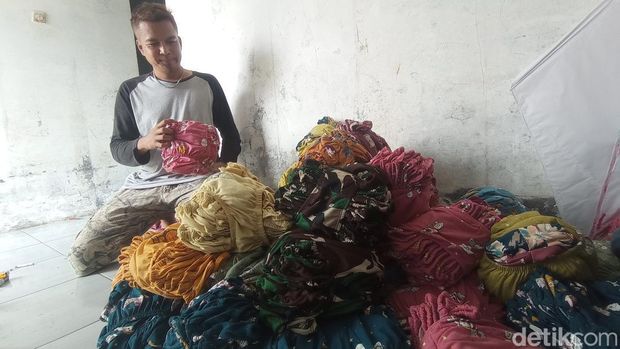 Produsen celana dalam di Tasikmalaya