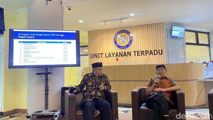 Rektor Unair Prof M Nasih