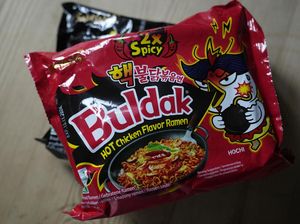 Warga Denmark Rayakan Kembalinya Mie Samyang