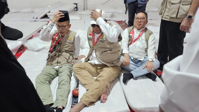 Timwas Haji DPR cek kondisi kasur Jemaah Haji RI