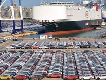 Eropa Naikkan Tarif Impor Kendaraan Listrik dari China