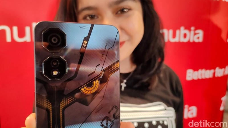 ZTE resmi merilis Nubia Neo 2 5G di Indonesia. Segini harga jual dan spesifikasi yang ditawarkan.