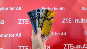 Nubia Neo 2 5G punya tiga varian warna, di antaranya Frost Silver, Sunfire Yellow, dan Storm Grey. Smartphone ini akan tersedia di semua marketplace dan Erafone mulai tanggal 2 Juli 2024 seharga Rp 2.999.000. Foto: (Panji Saputro/detikINET).