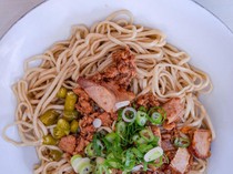 10 Tempat Makan Enak di Pasar 8 Alam Sutera, Soto hingga Bakmi Jambi