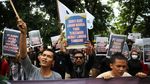 Aksi Tuntut KLHK Investigasi Kerusakan Lingkungan di Musi Rawas Utara
