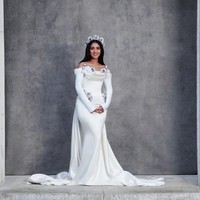 Pada 29 Mei - 1 Juni 2024, Anant dan dan Radhika menggelar acara pre-wedding berkeliling Eropa dengan cruise. Perjalanan dimulai dari Italia menuju pantai selatan Prancis. Foto: Instagram/@rheakapoor @loveleen_makeupandhair @tamararalph