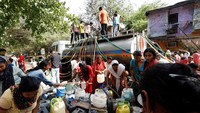 Sebagai informasi, India mencatat hampir 25 ribu kasus dan 56 kematian akibat dugaan panas ekstrem dari bulan Maret hingga Mei 2024.