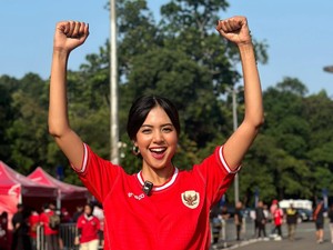Viral Momen Aurelie Moeremans Senyumin Nathan Tjoe-A-On, Bikin Ikutan Baper