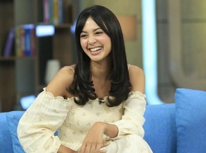 Video: Potret Aurelie Moeremans Pamer Foto Pernikahan