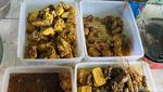 Ayam dan Bebek Goreng Bumbu Bali Sedap di Warung dalam Gang