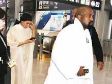 Kanye West Perintahkan Eks Karyawan Selidiki Kim Kardashian Kanye West Perintahkan Eks Karyawan Selidiki Kim Kardashian