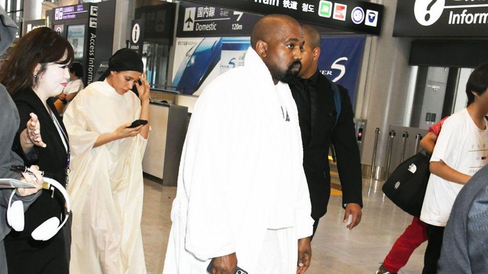 NARITA, JAPAN - JUNE 09: Bianca Censori and Kanye West are seen upon arrival at Narita International Airport on June 09, 2024 in Narita, Japan. (Photo by Jun Sato/WireImage)