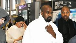 Model Ungkap Kanye West Mendadak Mencekiknya Saat Syuting Video Klip
