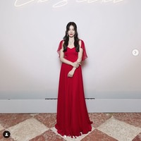 Sementara itu, Song Hye Kyo tengah mempersiapkan comeback-nya membintangi film thriller Dark Nuns. Dia juga akan beradu akting dengan Gong Yoo dan Seolhyun dalam drama Korea terbaru Show Business. Foto: dok. Instagram @kyo1122