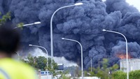 Belum diketahui penyebab dari kebakaran tersebut.