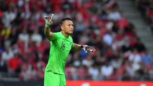 KALLANG, SINGAPORE - NOVEMBER 21: No.18 Hassan Sunny of Singapore in action during the FIFA World Cup Asian 2nd qualifier match between Singapore and Thailand at Singapore National Stadium on November 21, 2023 in Kallang, Singapore. (Photo by Supakit Wisetanuphong/MB Media/Getty Images)