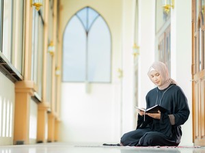 Yasin dan Tahlil Lengkap Latin, Arab, dan Terjemahan