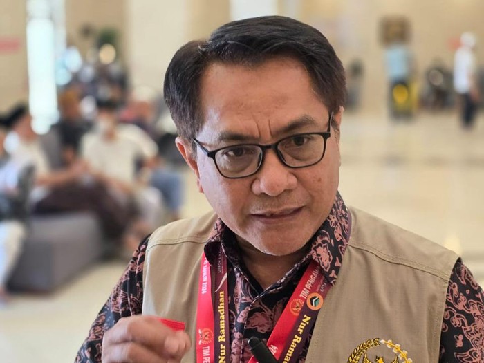 Anggota Timwas Haji DPR, John Kenedy Azis, di Makkah, Arab Saudi, Jumat (14/6/2024).