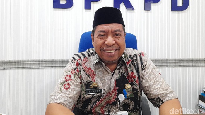 Kepala BPKPD Selayar Muhtar.