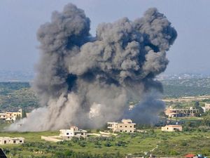 Panas! Balas Serangan Israel, Hizbullah Kirim Puluhan Roket
