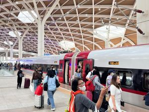 Nasib Proyek Kereta Cepat Nyambung ke Surabaya