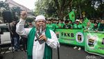 Massa Pro dan Kontra Mardiono Berunjuk Rasa di DPP PPP