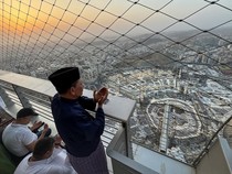 Memandang Masjidil Haram dari Puncak Bangunan Tertinggi Arab Saudi