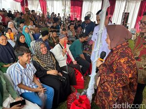Risma Minta Pendamping PKH di Lebak Bantu Data Warga: Mau Surga Nggak?