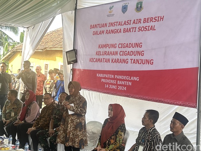 Mensos Risma di Lebak, Banten, 14 Juni 2024. (Kadek Melda Luxiana/detikcom)