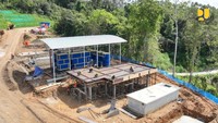 Pemanfaatan teknologi Ozon sebagai green technology pada pengolahan air minum diterapkan juga di IPA Sepaku, melalui 3 tahapan ozonisasi sebagai metode sterilisasi, perlindungan terhadap mikroorganisme, penghilangan zat organik, dan perlindungan jaringan distribusi dari gangguan korosi dan kontaminasi. Hal ini memegang peranan penting demi menjamin produk air minum yang aman dikonsumsi. Pemanfaatan teknologi Ozon sebagai green technology pada pengolahan air minum diterapkan juga di IPA Sepaku, melalui 3 tahapan ozonisasi sebagai metode sterilisasi, perlindungan terhadap mikroorganisme, penghilangan zat organik, dan perlindungan jaringan distribusi dari gangguan korosi dan kontaminasi. Hal ini memegang peranan penting demi menjamin produk air minum yang aman dikonsumsi.