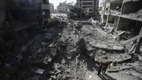 Delapan bulan setelah perang Israel, sebagian besar wilayah Gaza juga hancur. AP Photo/Jehad Alshrafi.  
