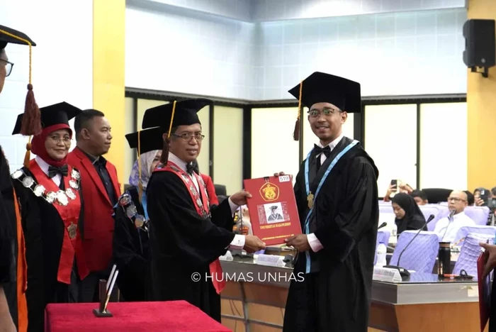 Prof Andi saat dikukuhkan sebagai guru besar Unhas
