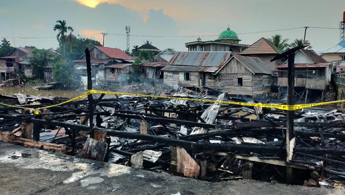 Kapolsek Kertapati Iptu Angga Kurniawan membenarkan adanya peristiwa tersebut. Menurutnya, kebakaran terjadi di Jalan Mataram Ujung Lorong Nibung RT 33 RW 8, Kelurahan Kemas Rindo, Kecamatan Kertapati.