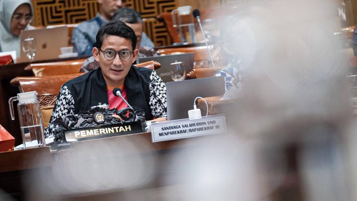 Sandiaga dalam Rapat dengan Komisi X DPR, Kamis (13 Juni 2024).