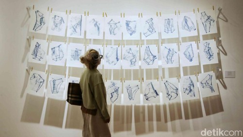 Terpukau Karya dari Para Srikandi Tiga Sisi di Galeri Nasional