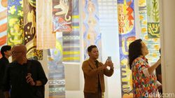 Terpukau Karya Para Srikandi Tiga Sisi di Galeri Nasional Terpukau Karya Para Srikandi Tiga Sisi di Galeri Nasional