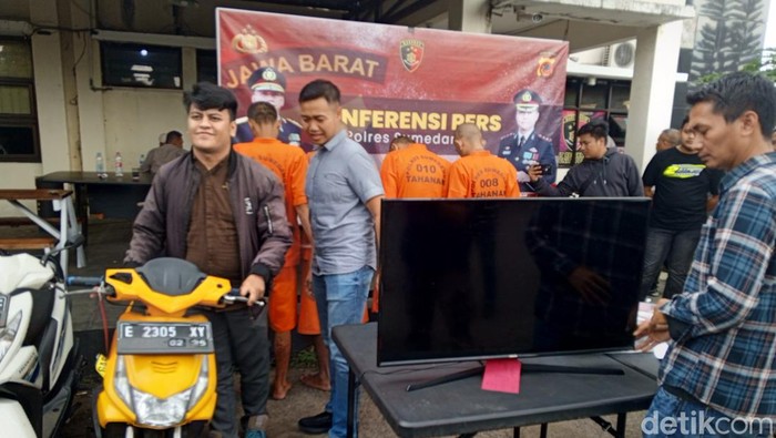 Yulfi dan sepeda motornya yang hilang