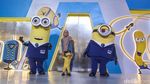 Asyiknya Bermain dan Foto Bersama Minion Despicable Me
