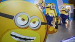 Asyiknya Bermain dan Foto Bersama Minion Despicable Me