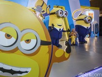Asyiknya Bermain dan Foto Bersama Minion Despicable Me