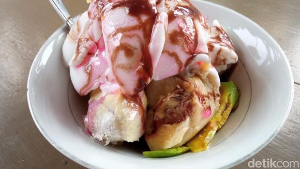 Es puter durian Cirebon.