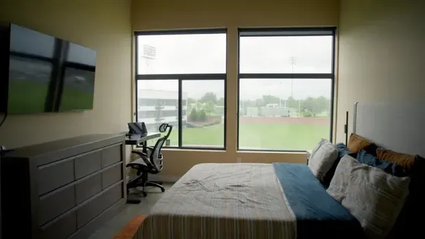 Tampilan salah satu kamar di Kamar di Stadium Lofts & Flats.