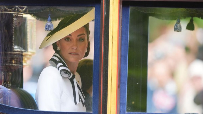 Kate Middleton Muncul Perdana Usai Diagnosis Kanker, Bahasa Tubuh Jadi Sorotan