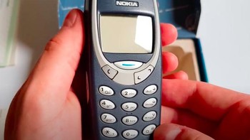Nokia 3310, HP sejuta umat penuh kenangan untuk banyak orang Indonesia. Foto: istimewa