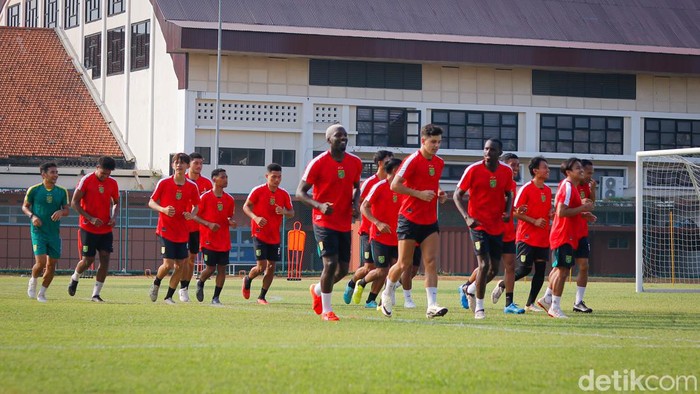 Latihan perdana Persebaya menyongsong Liga 1 2024/2025
