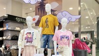 Jangan ketinggalan juga Lucky Dip yang bisa Anda ikuti setiap berbelanja Rp350.000 untuk produk di Japan Fair. Bagi anda yang hobi mengabadikan foto event ini merupakan wadah yang tepat bagi anda dan keluarga karena hanya dengan mengupload foto anda Ketika berbelanja di AEON Store Japan Fair anda berkesempatan mendapatkan hadiah handphone Android terbaru dan Emas 1 gr, untuk info selengkapnya anda bisa follow akun Instagram @AEONstore_id.