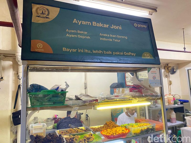 Modal Rp 15 Ribu Bisa Makan Ayam Geprek dan Soto Daging di Kantin SCBD